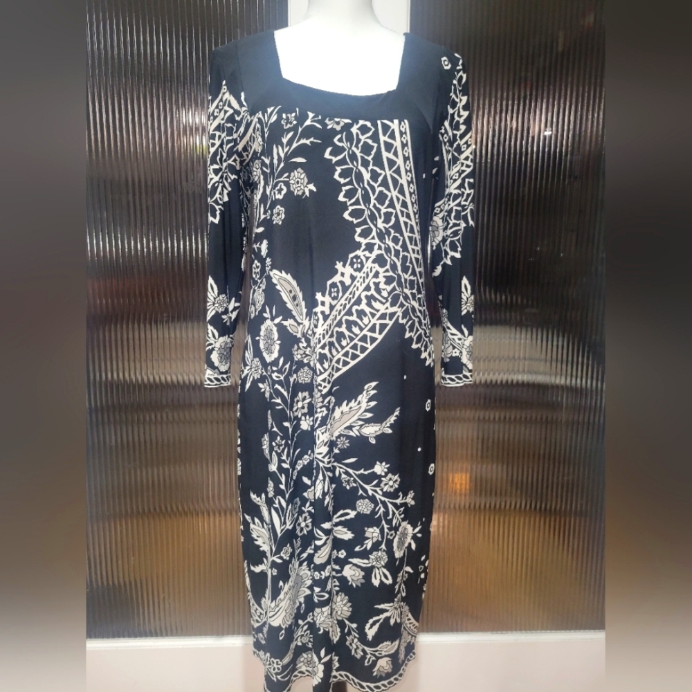 Voir Voir Dress